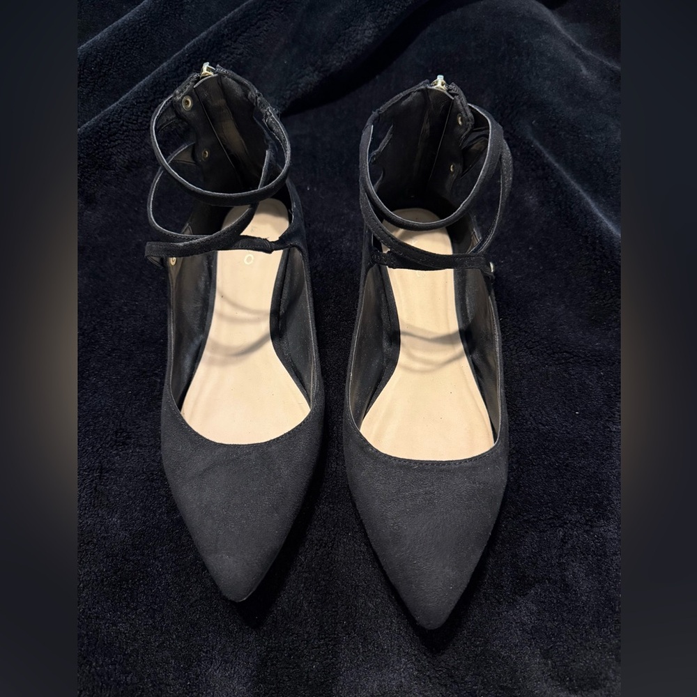 Black Ankle Strap Pointed Flats